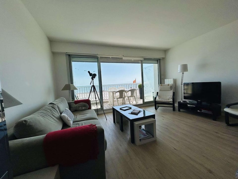 Moderne 3P avec terrasse, face mer, La Baule - FR-1-245-209 Apartment in La Baule-Escoublac