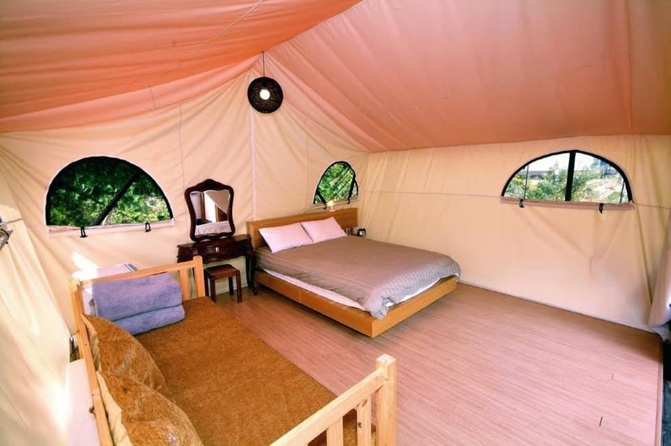 Pocheon Sanjeong Hosoo Glamping Campground/ 
RV Resort in Gyeonggi-do