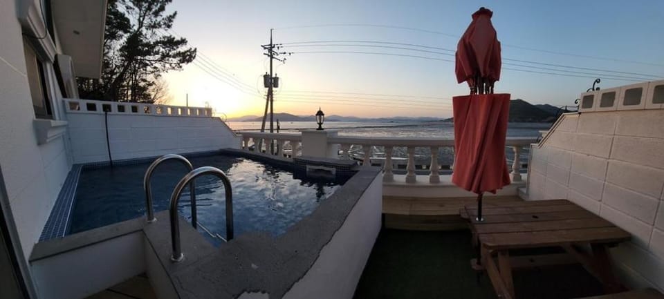 Yeosu Sound of Music Pension Bed and Breakfast in South Korea