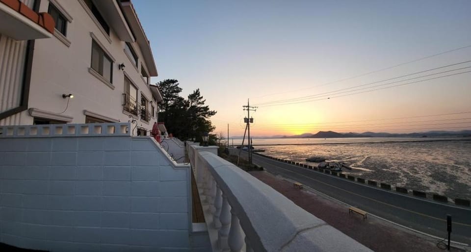 Yeosu Sound of Music Pension Bed and Breakfast in South Korea