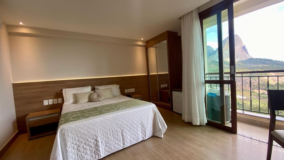 Natural landscape, View (from property/room), Balcony/Terrace, Photo of the whole room, Mountain view