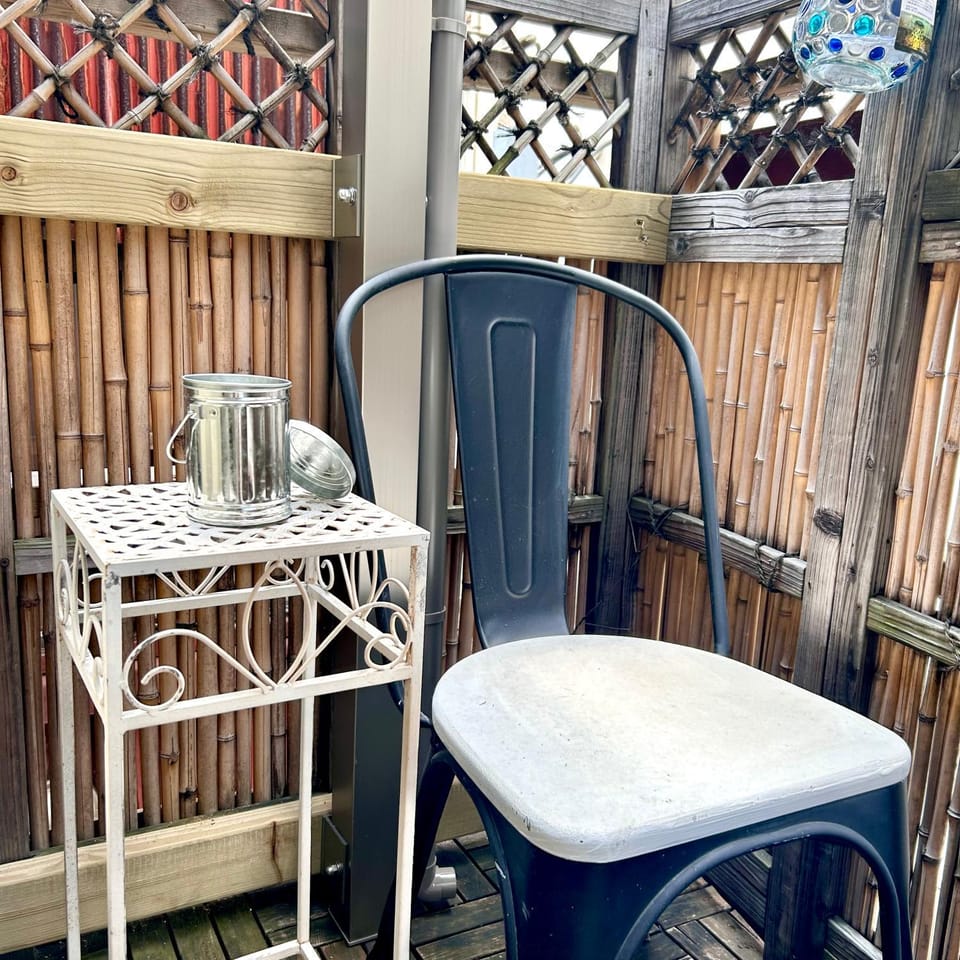 西九条駅徒歩2分USJと梅田と関空直通丸々貸切長屋koto House in Osaka