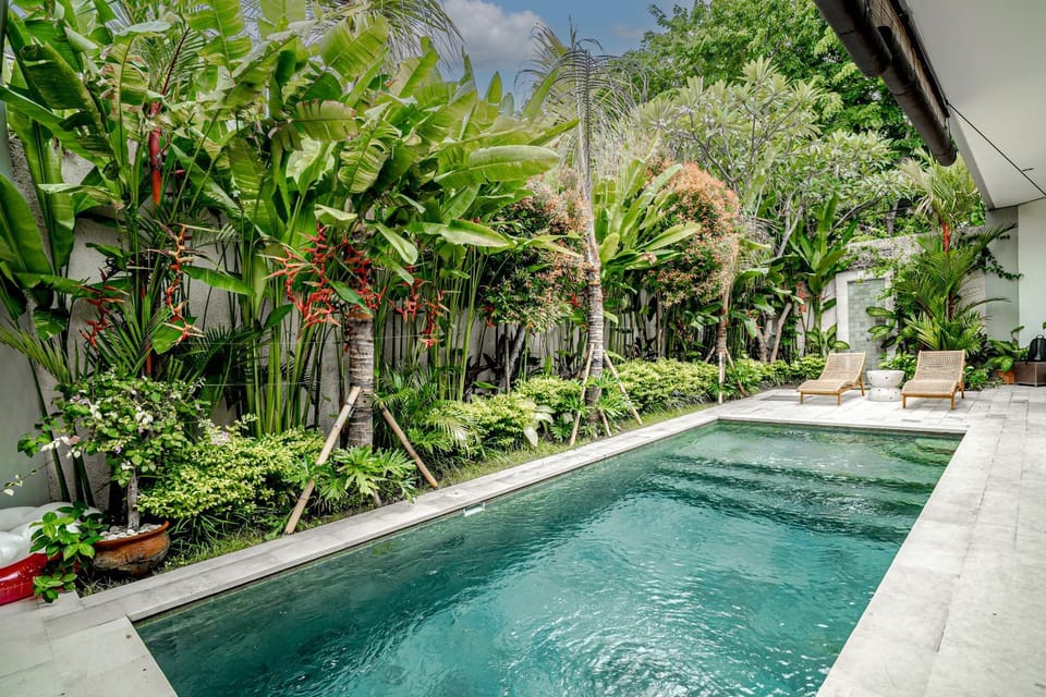 Natural landscape, Garden, Garden view, Pool view, Swimming pool