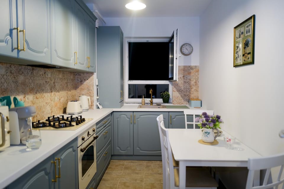Apartament cochet la mare 2 camere și terasa Apartment in Constanta