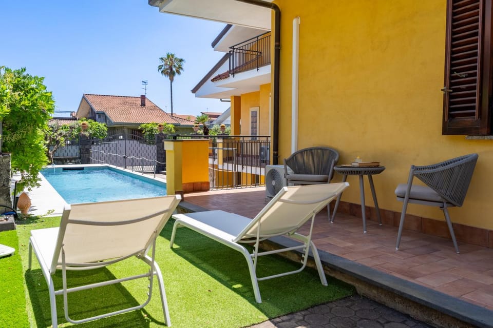 Property building, Pool view, Swimming pool, sunbed