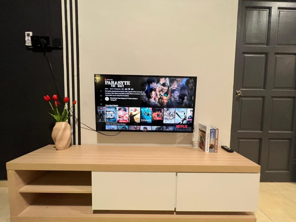 YOLO3 10PAX CentralTown Piano, PoolTable, Netflix House in Pahang, Malaysia