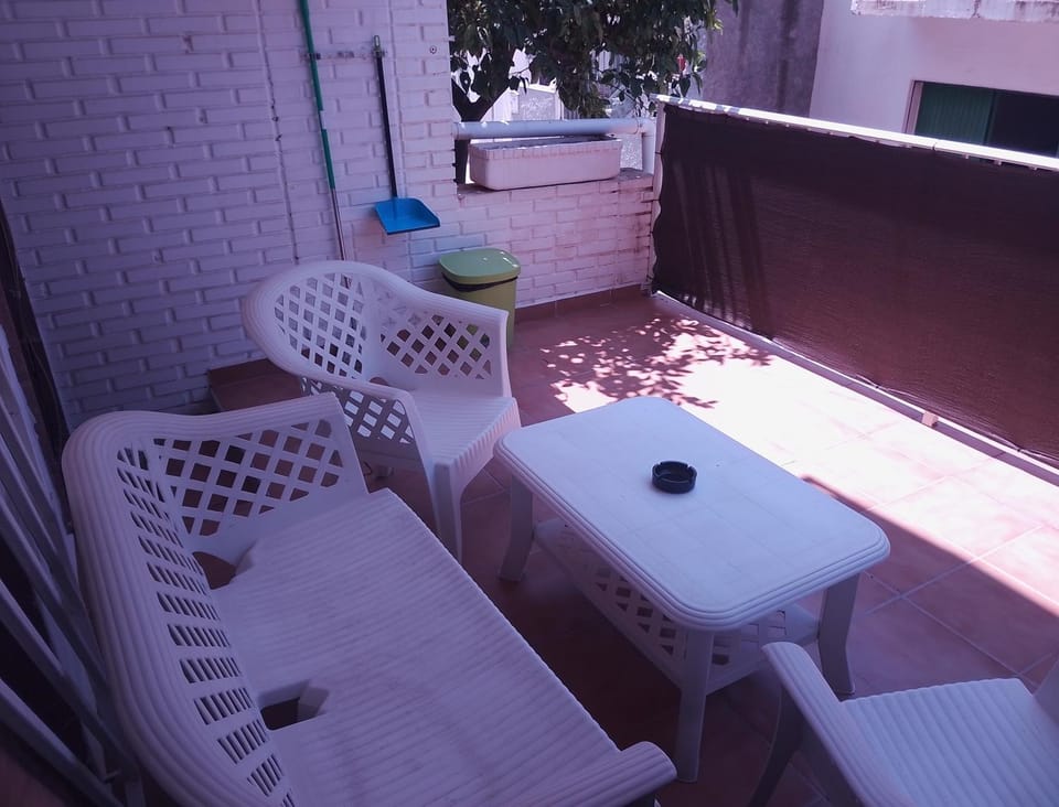 apartamento serrano con terraza Apartment in Malaga