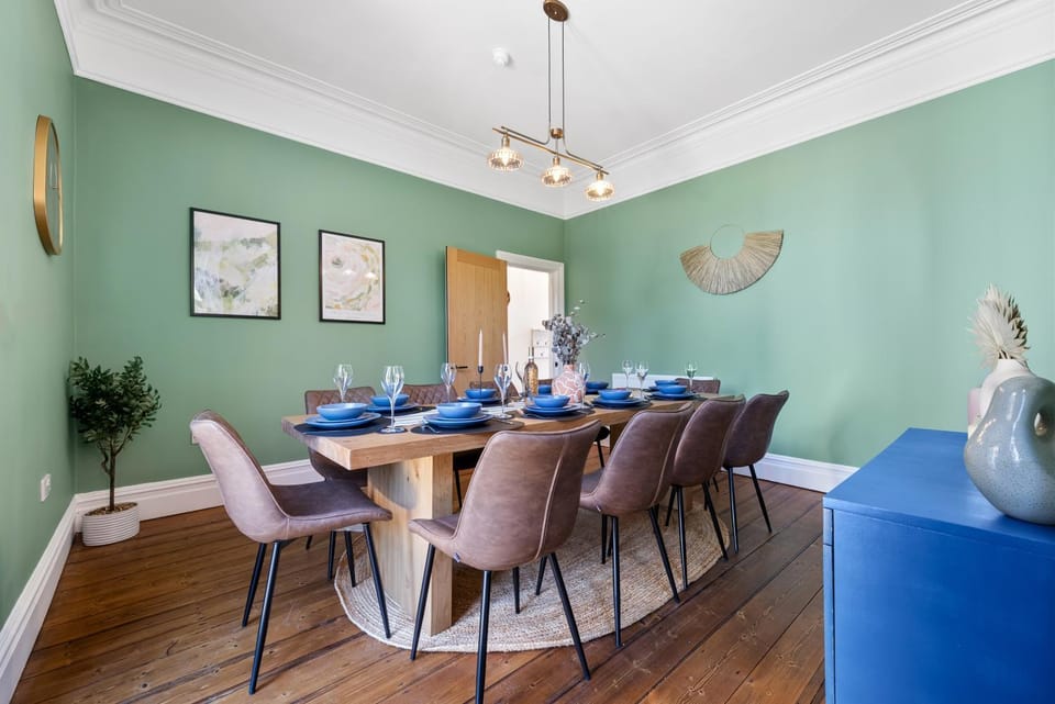 Decorative detail, Dining area