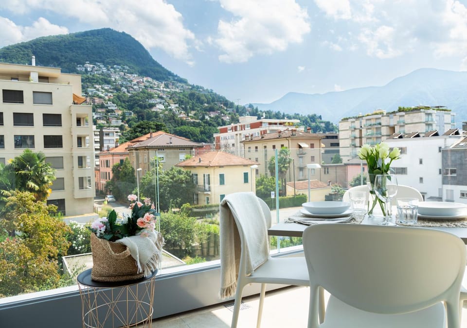 Property building, Day, Natural landscape, View (from property/room), Balcony/Terrace, Mountain view
