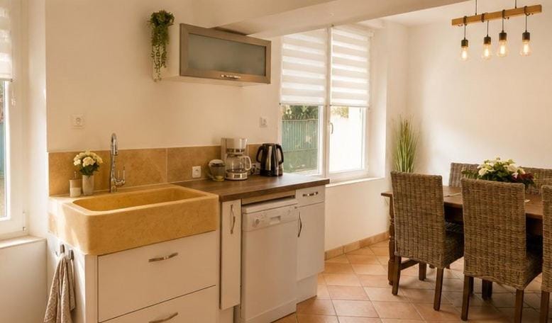 Latour des Sens Maison de vacances 6 personnes House in Pont-Saint-Esprit