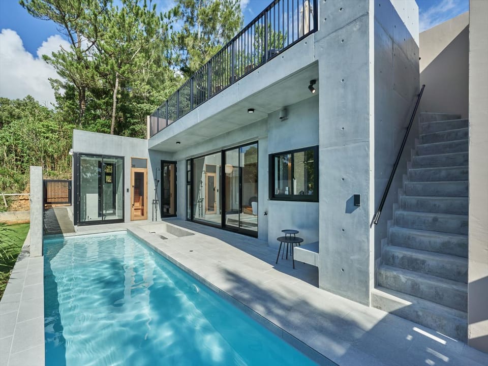 Balcony/Terrace, Swimming pool