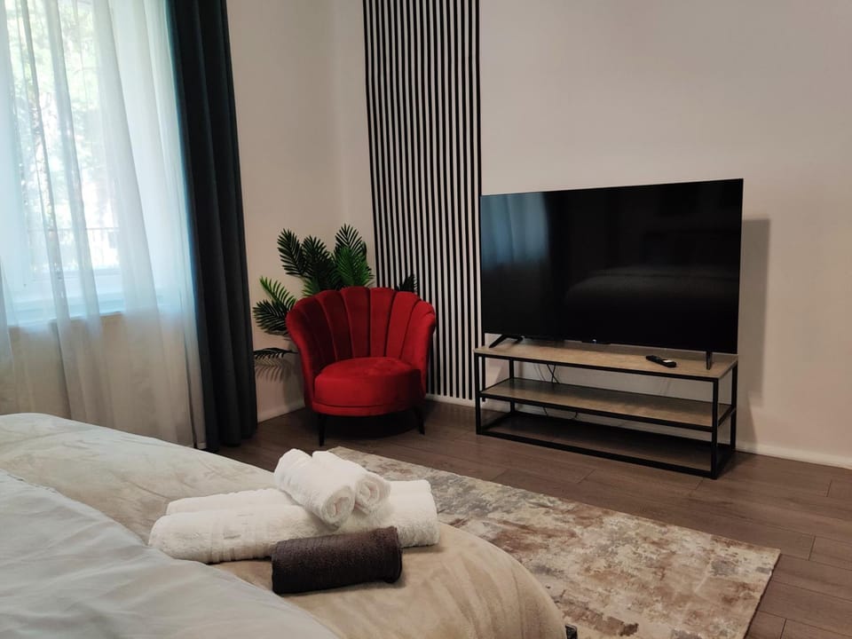 TV and multimedia, Evening entertainment, Bedroom
