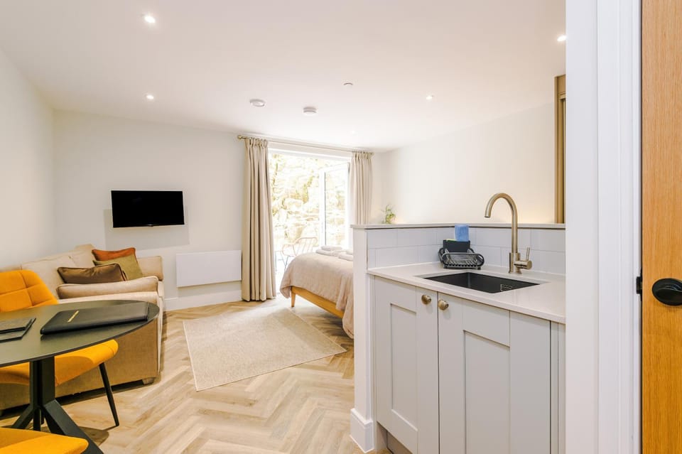 Rock Mill - Deluxe Apartments with Private Terrace Apartment in High Peak District