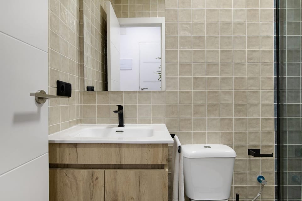 Bathroom, Living room