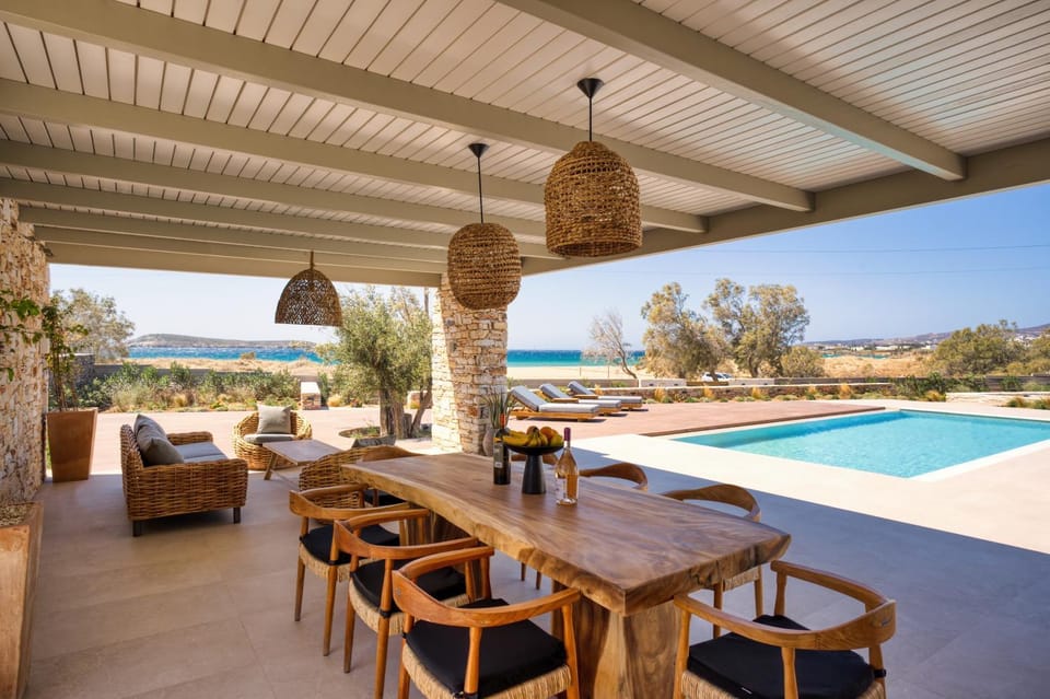 View (from property/room), Balcony/Terrace, Seating area, Dining area, Pool view, Sea view, Swimming pool