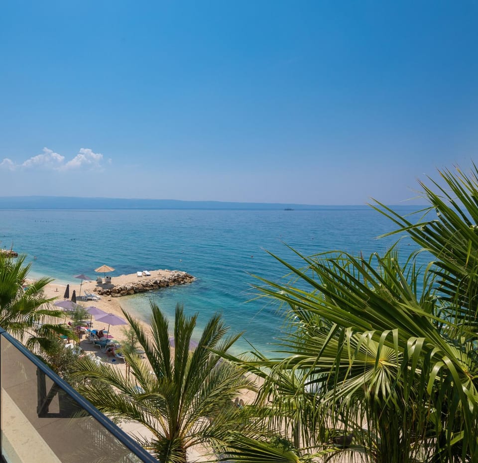 Property building, Day, Beach, Sea view