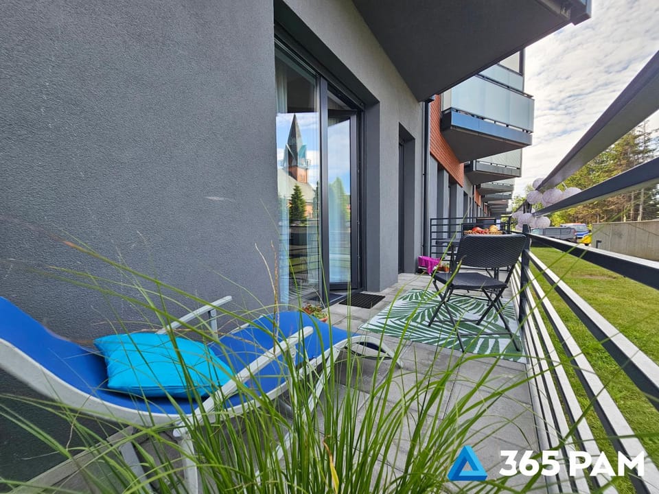 Property building, Patio, Day, View (from property/room), Balcony/Terrace