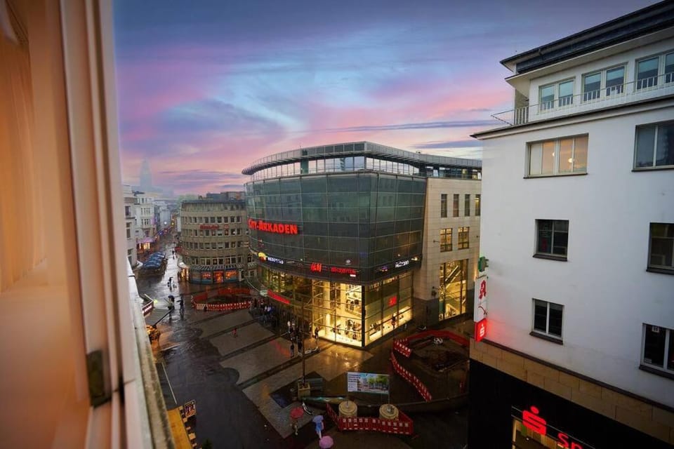 Property building, City view, Location