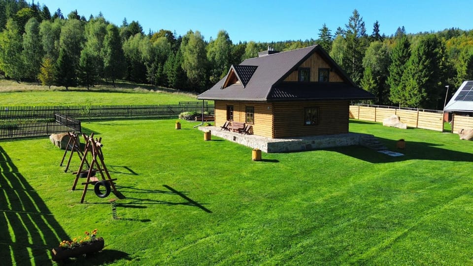 Dom na Berkówkach pod Barnią Górą House in Slovakia