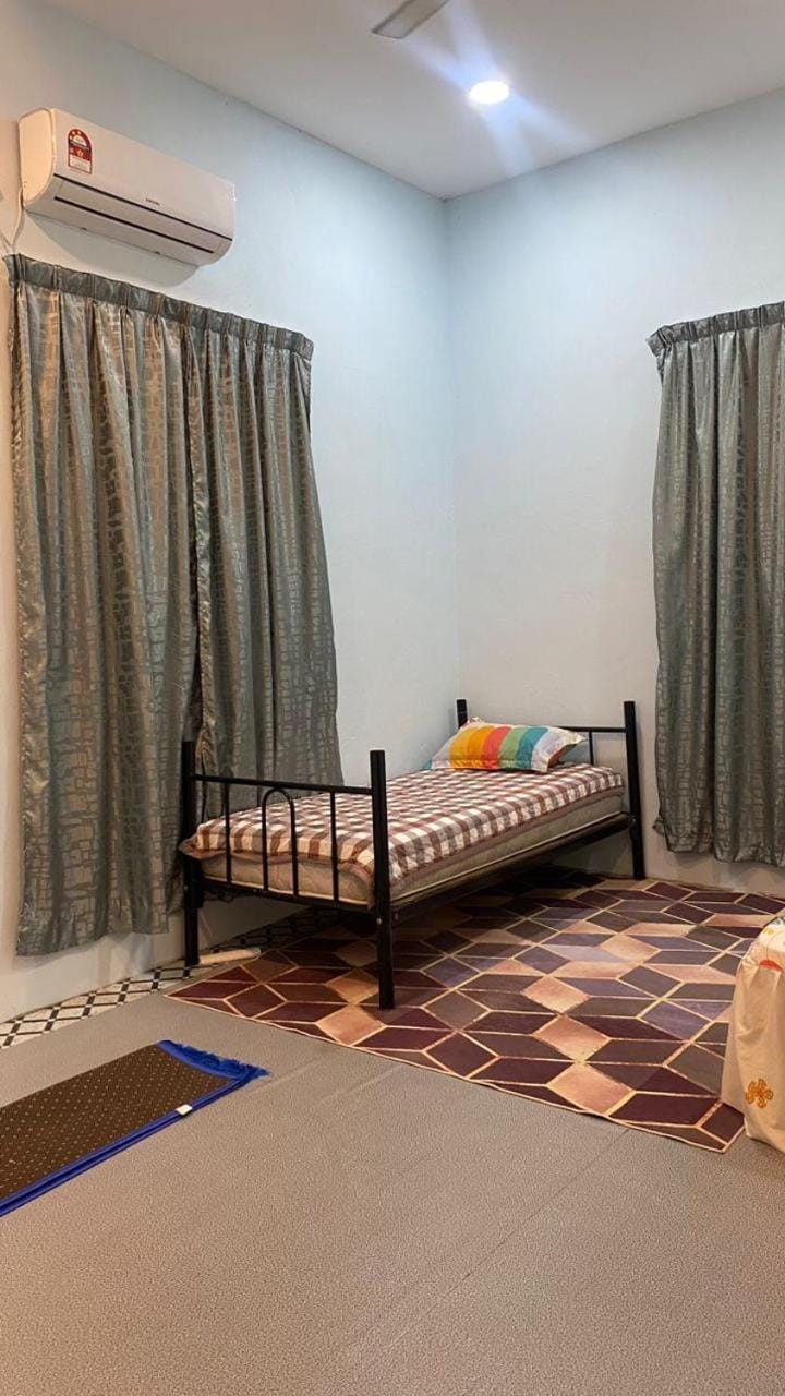 Family PCB Homestay House in Malaysia