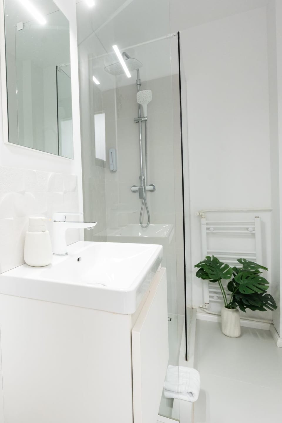 Shower, Bathroom