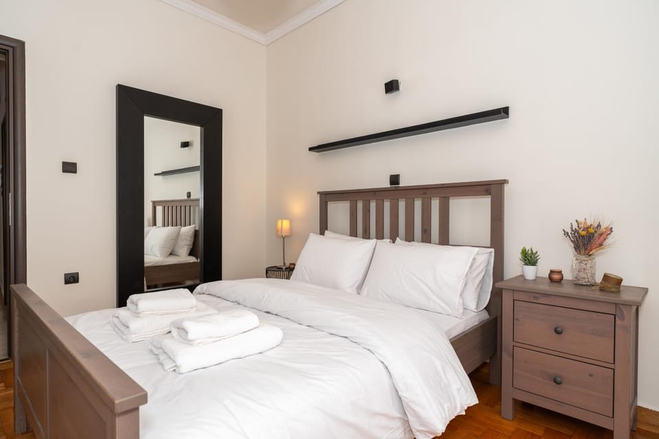 Bed, Photo of the whole room, Bedroom, towels, wardrobe