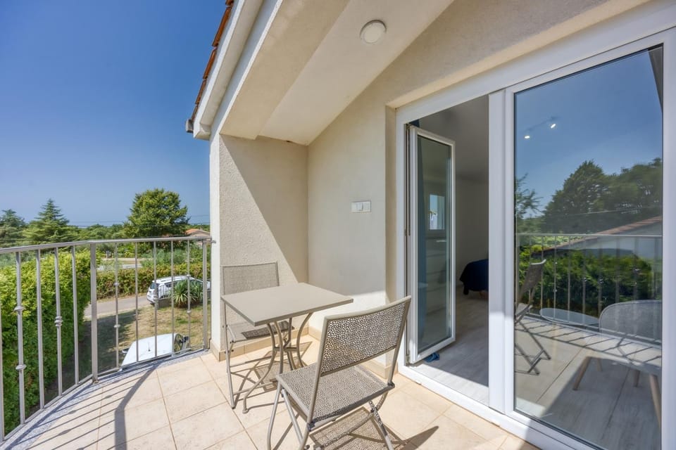 Apartments Galeb Bed and Breakfast in Istria County
