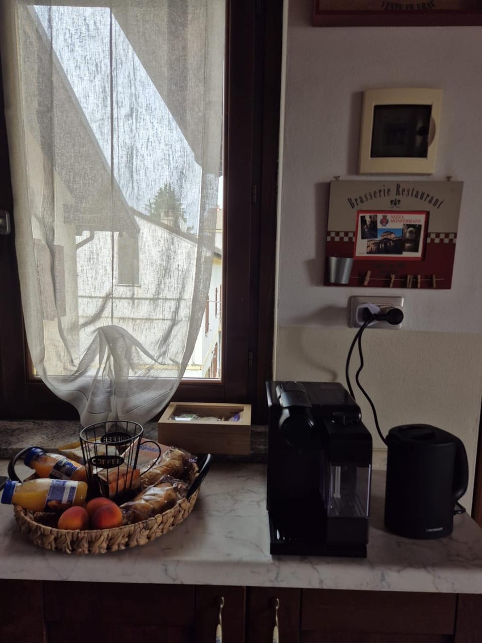 Coffee/tea facilities