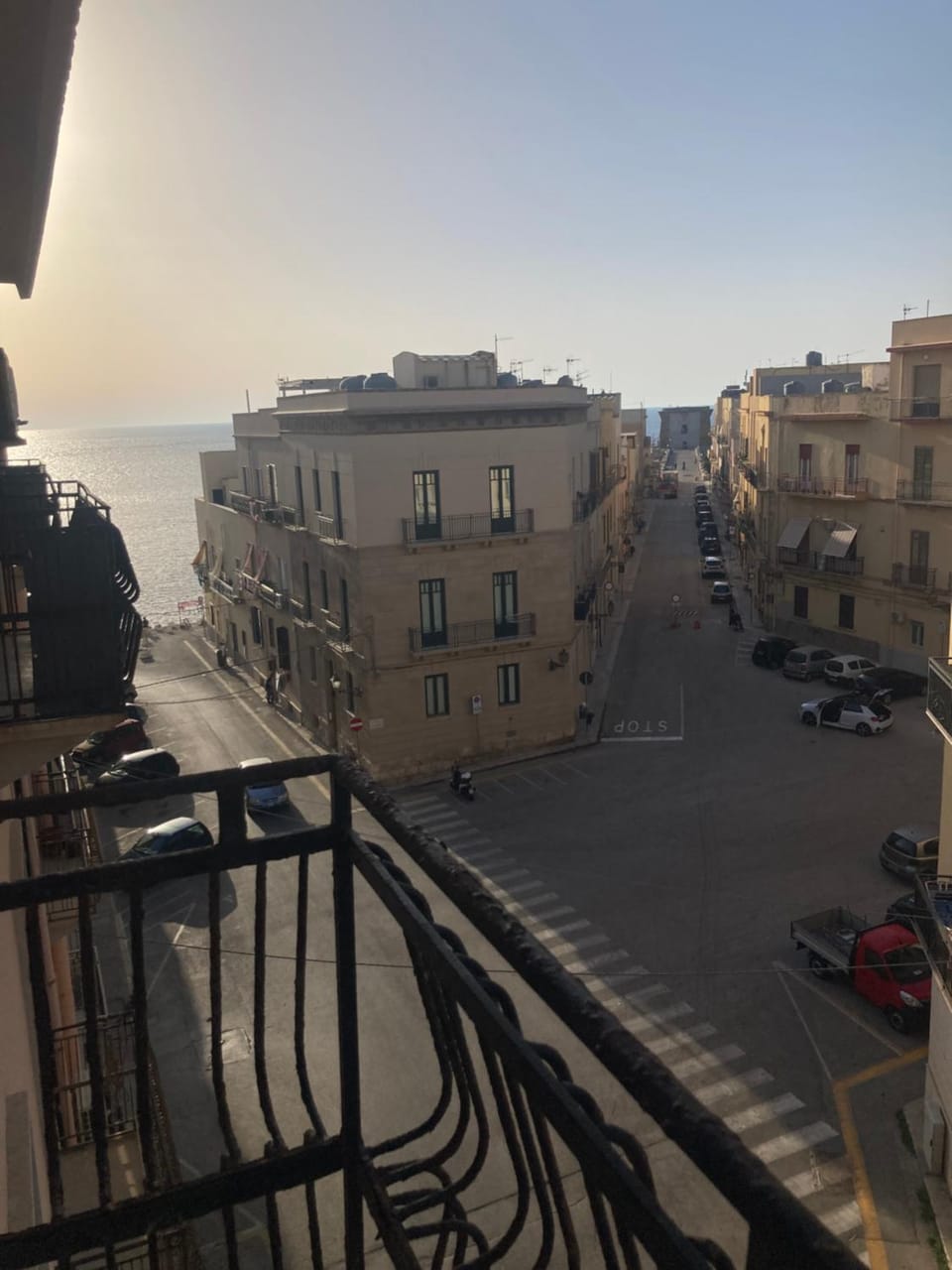 Property building, View (from property/room), Balcony/Terrace, Landmark view, Sea view, Sunset