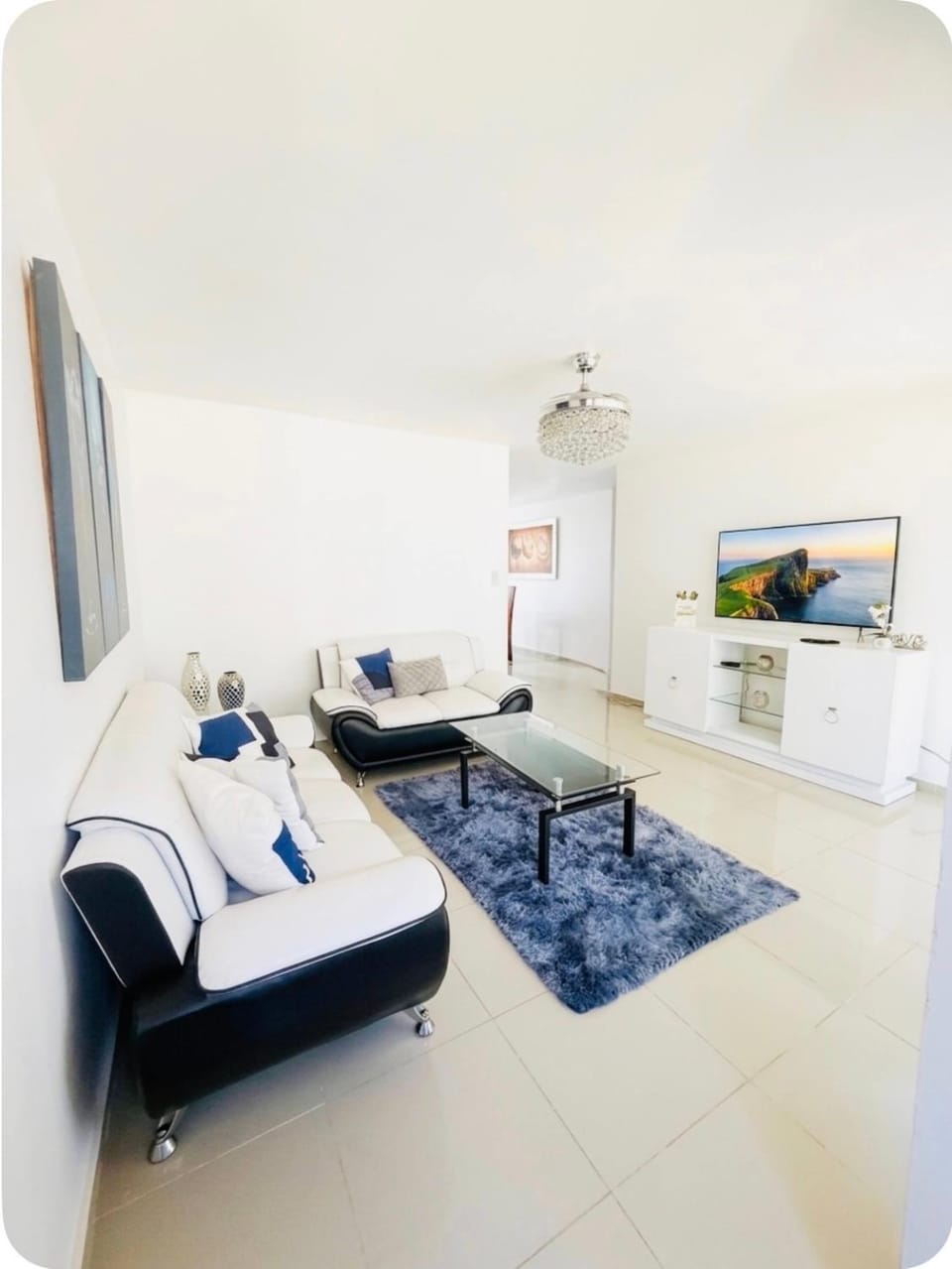 Harmony II , 5 Min to Airport, Pool View Balcony Apartment in Santiago de los Caballeros