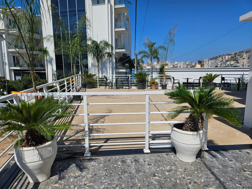 View (from property/room), Balcony/Terrace