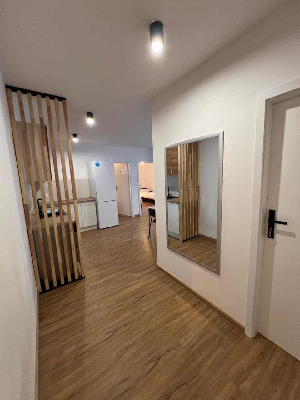 Warsaw City Budget Room 3 #self check-in #essentials included Apartment in Warsaw