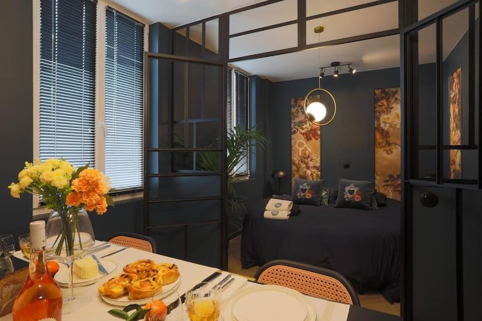 Sublimappartlamarquisepariscenter2bathr Apartment in Paris