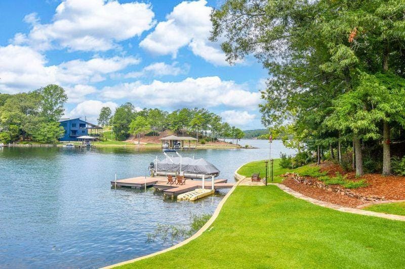 Beau Lac House in Lake Martin