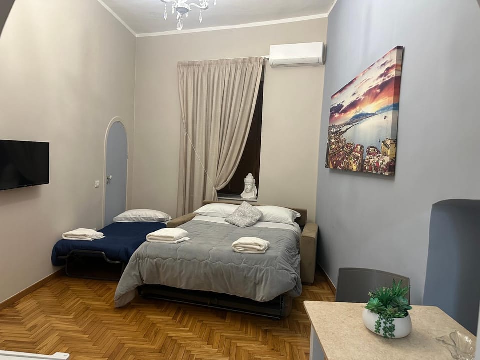 Portanova 6 Guest House Apartment in Naples