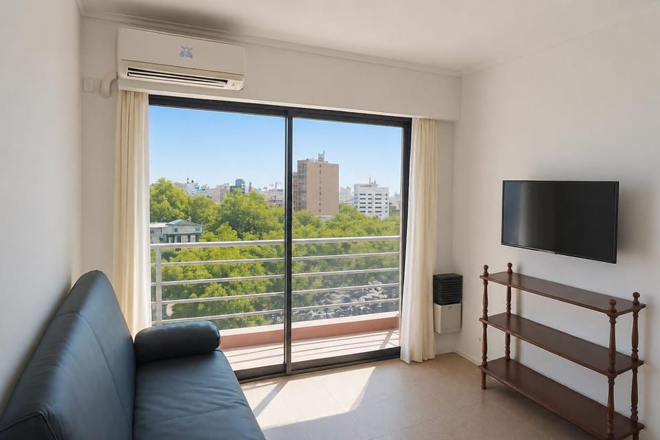 Communal lounge/ TV room, Garden, TV and multimedia, View (from property/room), Balcony/Terrace, Balcony/Terrace, Living room, Seating area, Sunrise, furniture, furniture, air conditioner
