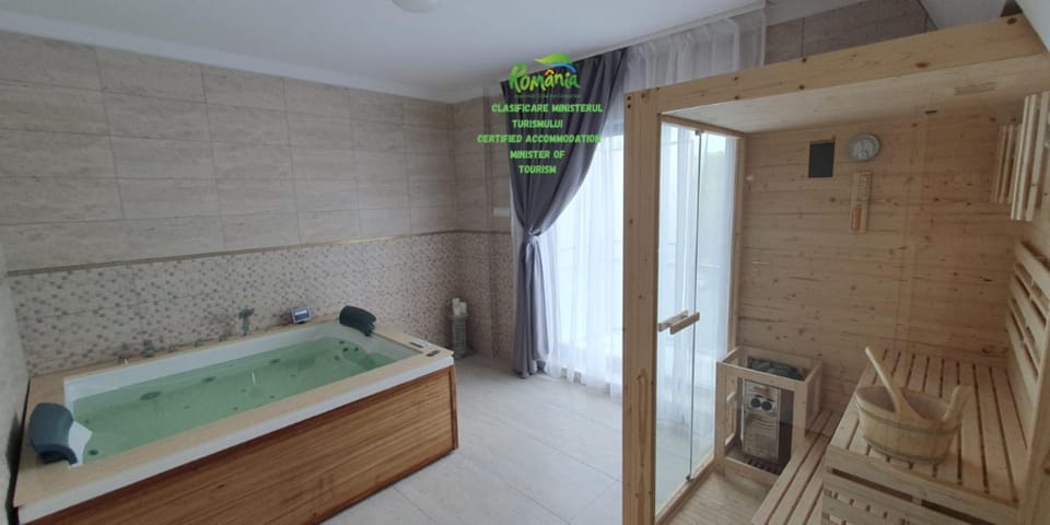 Hot Tub, Spa and wellness centre/facilities, Spa and wellness centre/facilities