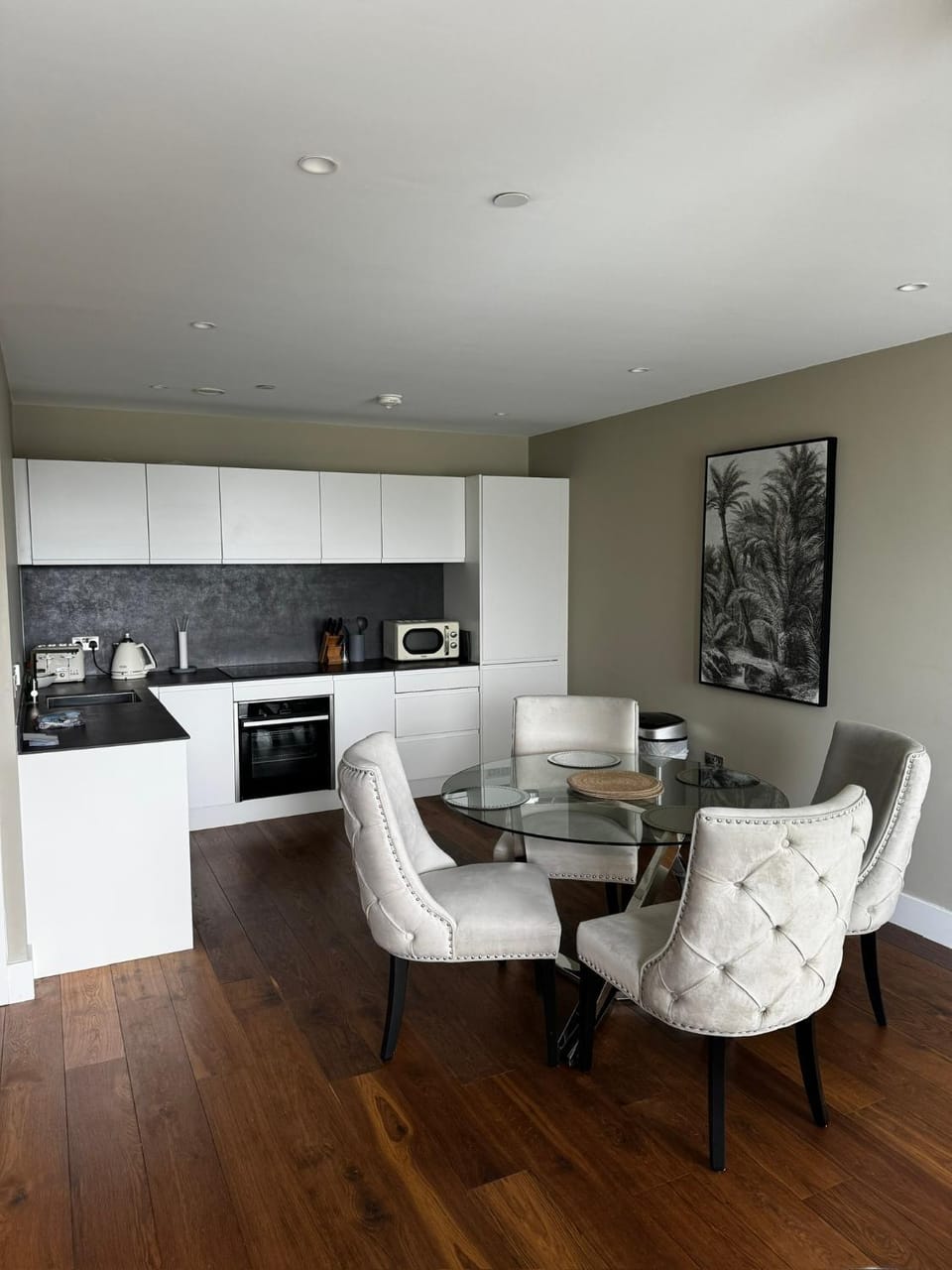 Kitchen or kitchenette, Living room, Dining area