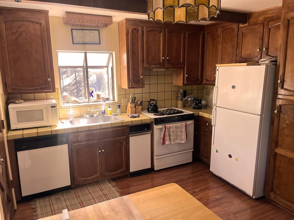 HighlandHouse Chalet in Dorrington