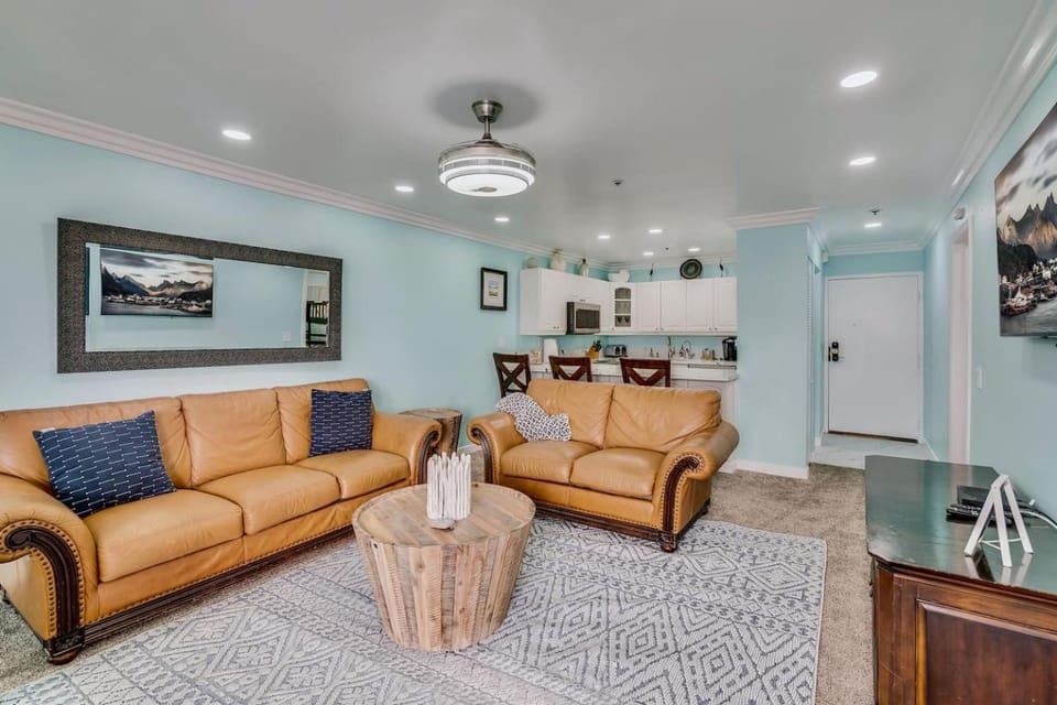 Beach Front Bliss - Entire Condo - Crystal Pier House in Pacific Beach