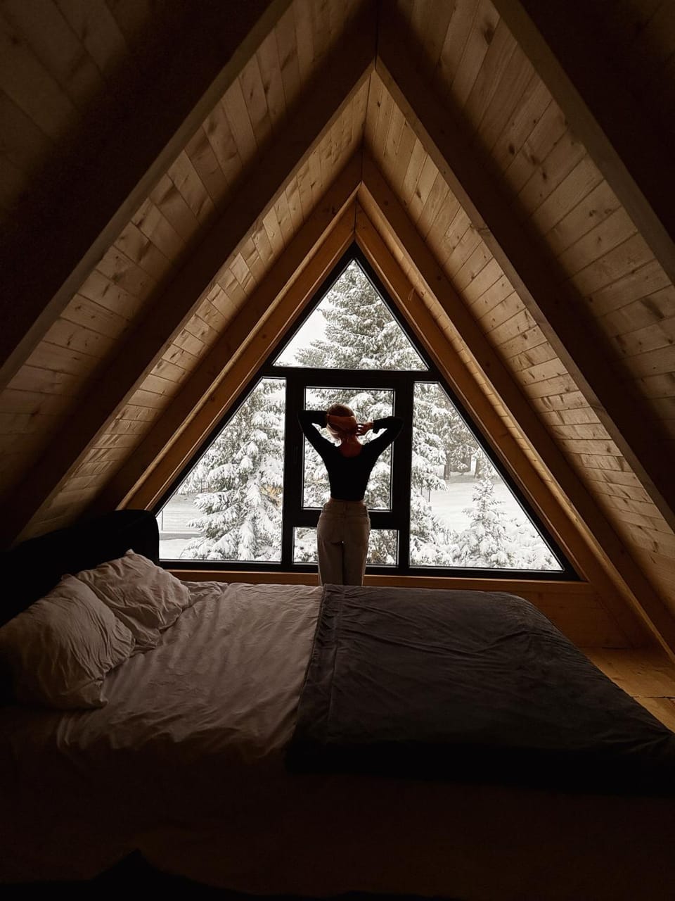 Bed, People, Photo of the whole room