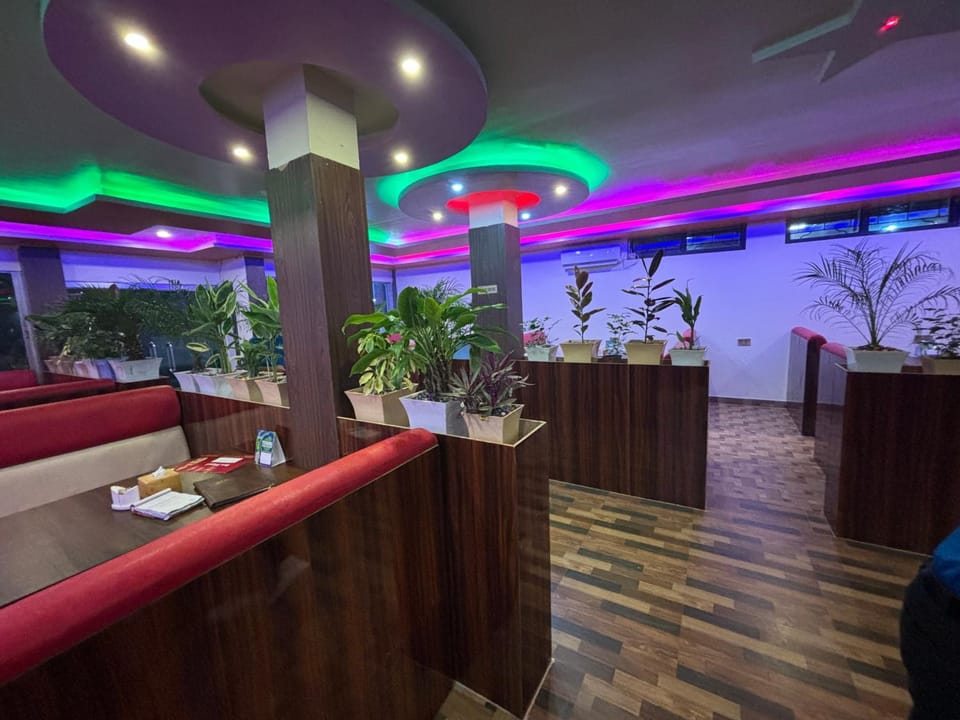 Restaurant/places to eat, Garden, Banquet/Function facilities, Garden view