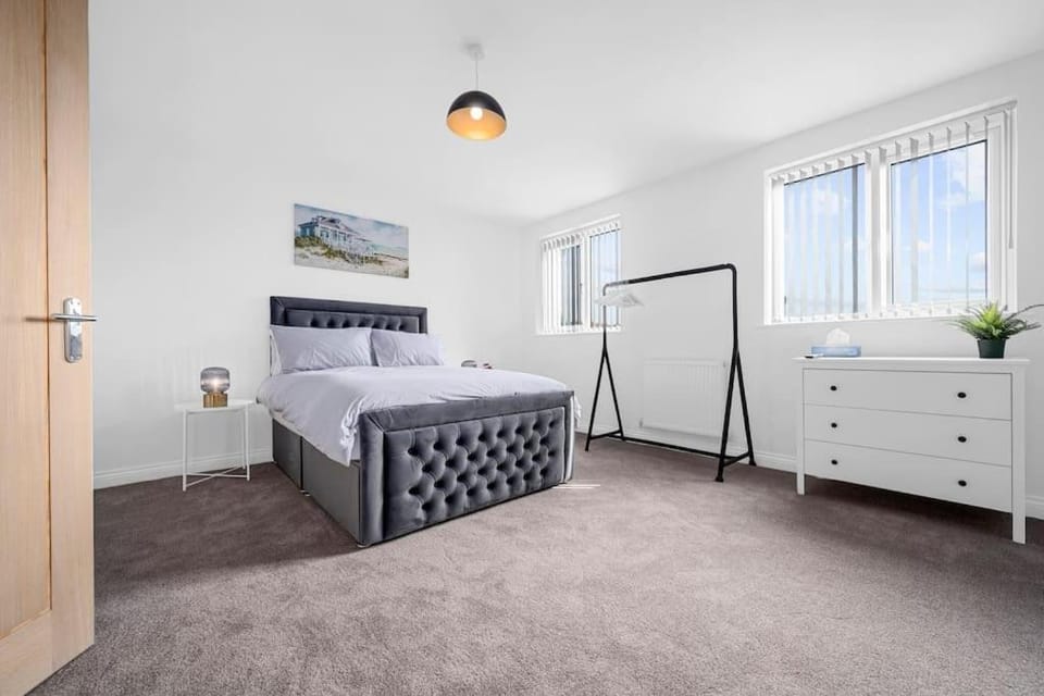 Chique Luxurious Modern Home House in England