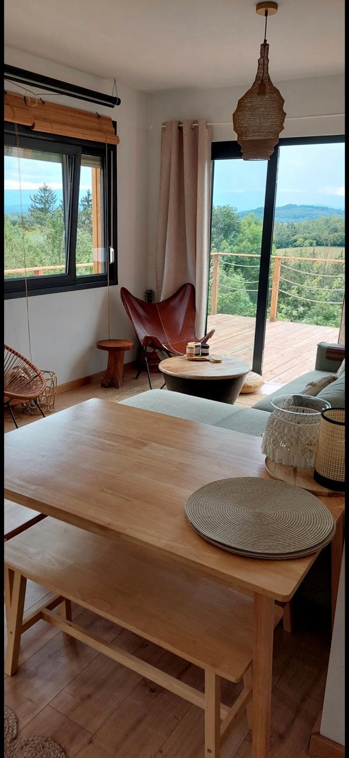 Living room, Seating area, Mountain view