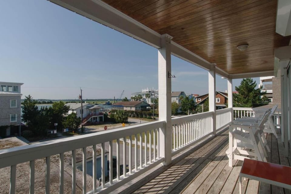 Woodard by Bryant Real Estate House in Wrightsville Beach