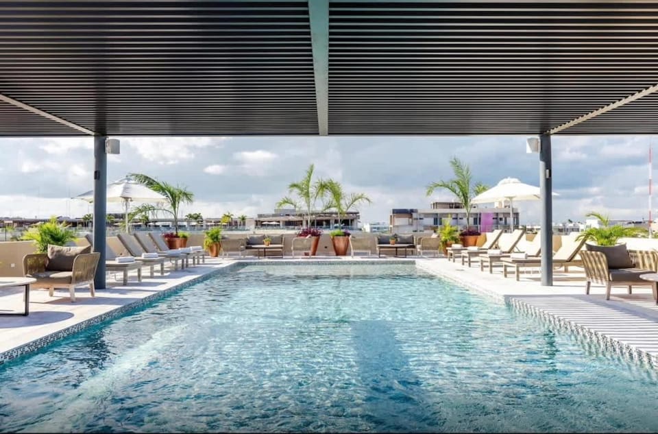 Day, View (from property/room), Balcony/Terrace, Pool view, Swimming pool, sunbed