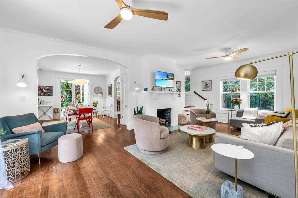 The LUXE Colony House on Croton - Palm Beach House in West Palm Beach