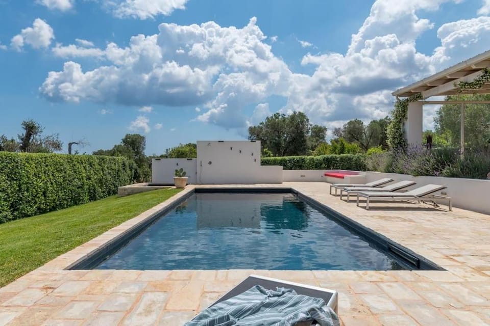 Stunning luxury villa with trullo and sea view Villa in Province of Taranto