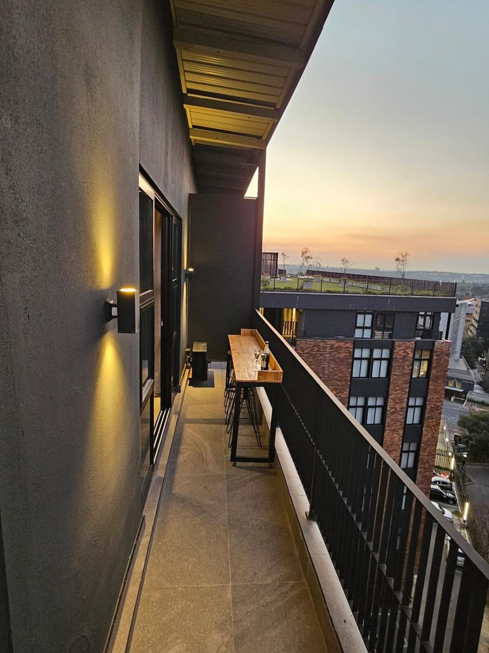 Penthouse Vibes with Panoramic Sandton Views at The Lineal Apartment in Sandton