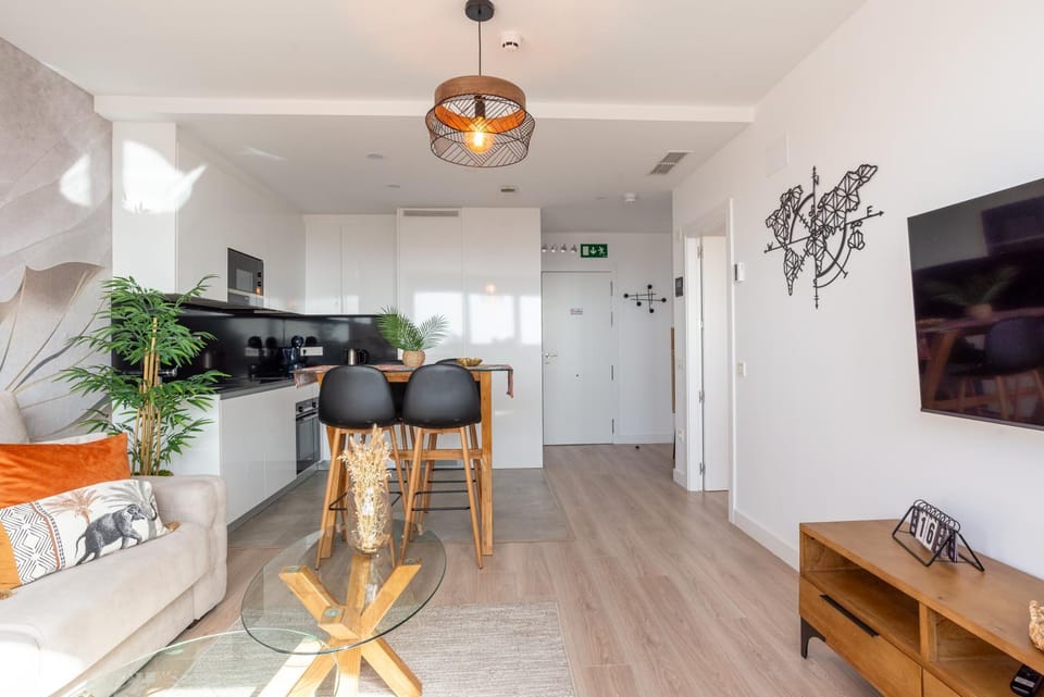 Living room, Dining area